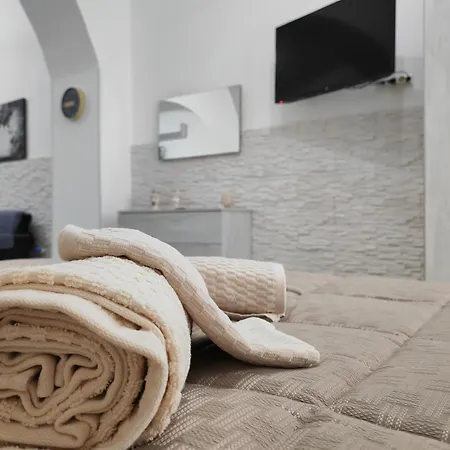 House Garibaldi Street Apartment