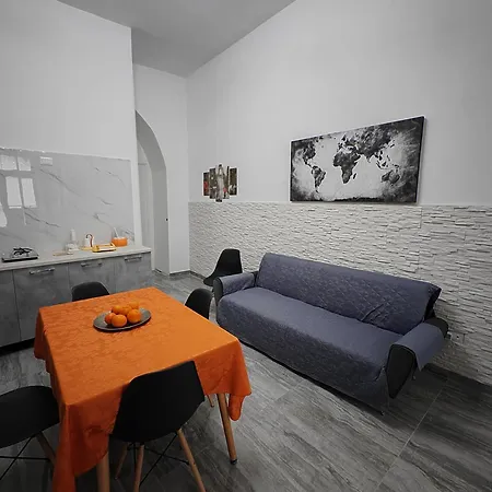 House Garibaldi Street Katania